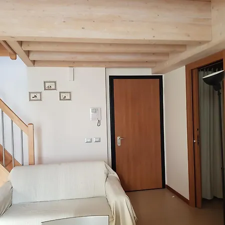 아파트 A Casa Di Mery *